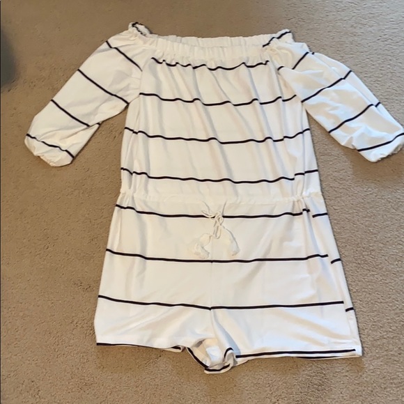Harold's Tops - White romper Harold's Tops - White romper